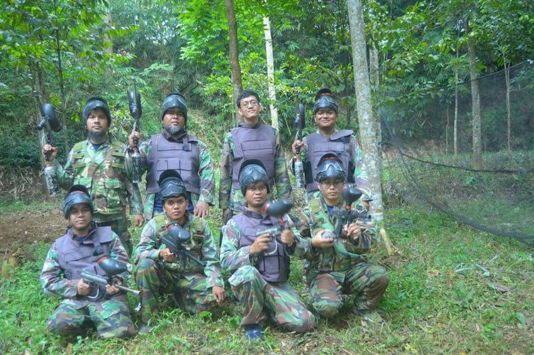 Galeri Keseruan Paintball (15) Galeri Keseruan Paintball (15)
