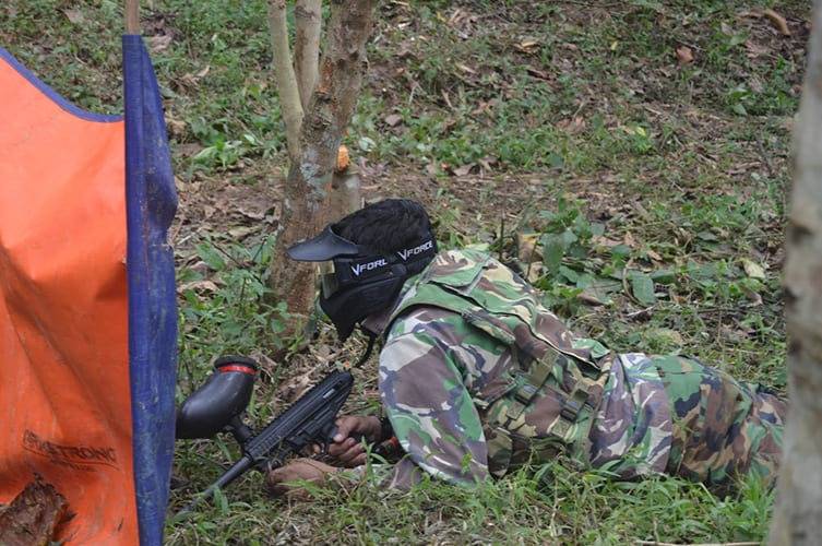 Galeri Keseruan Paintball (2) Galeri Keseruan Paintball (2)