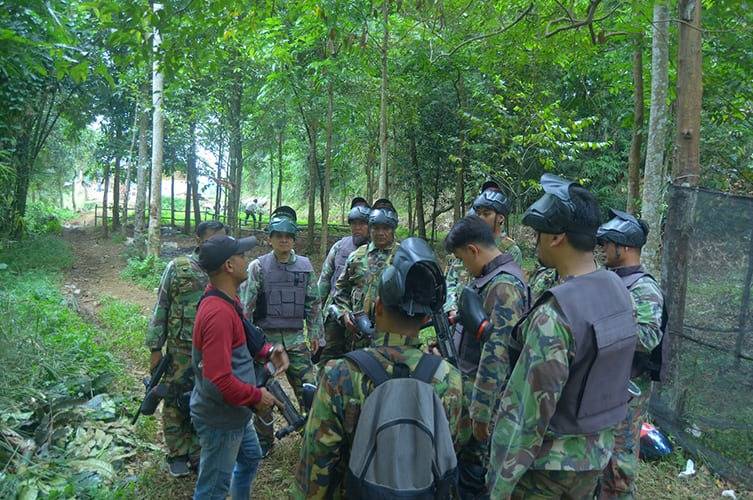 Galeri Keseruan Paintball (5) Galeri Keseruan Paintball (5)